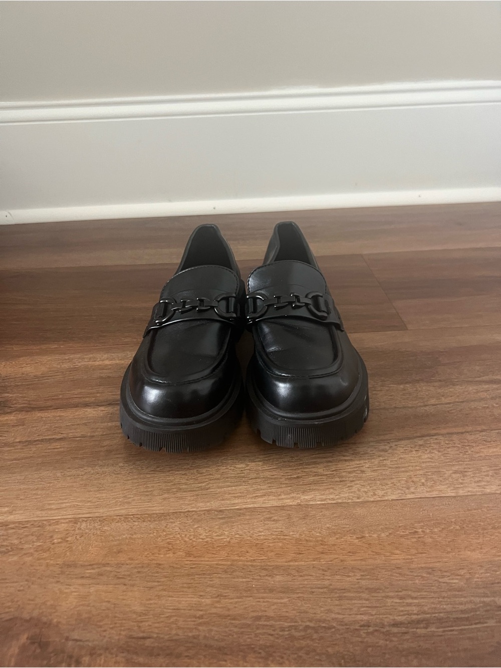 Mudd Black Chunky Chain Loafers